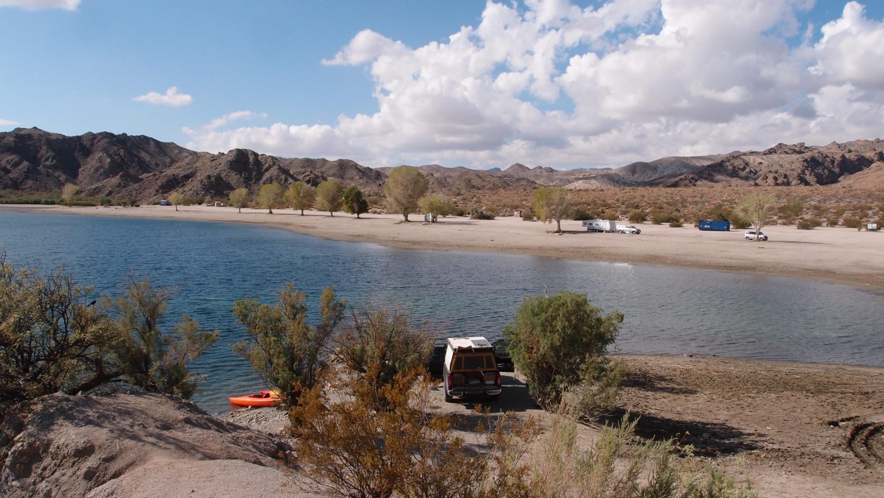 Mit Dem Kayak Am Lake Mohave H Und B In Nevada